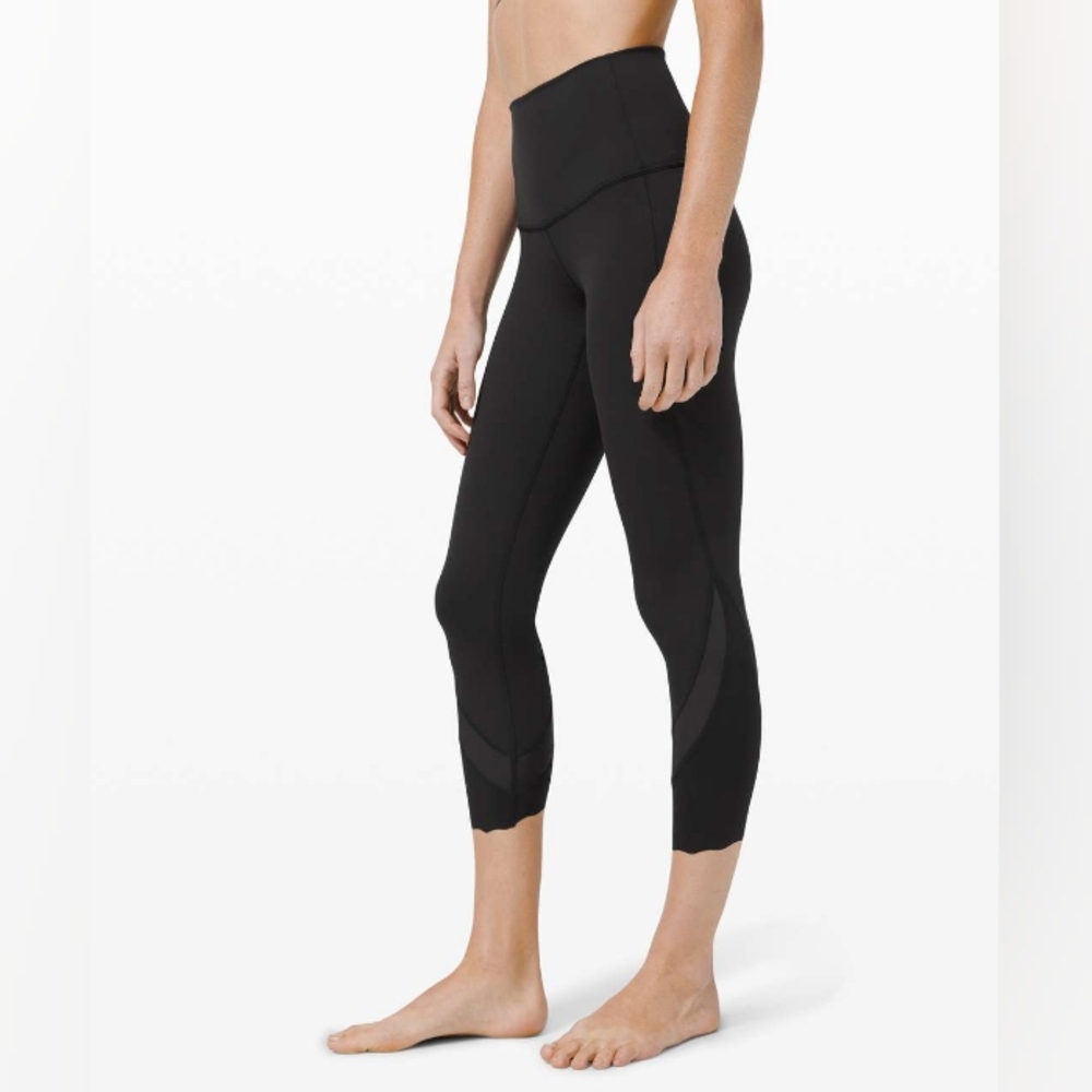 Lululemon Wunder Under Crop High-Rise *Roll Down Scallop Full-On Luxtreme, Sz 8 - Picture 3 of 16